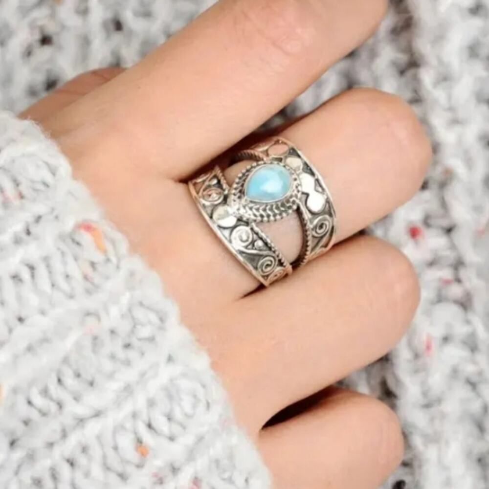 Vintage Style Chunky Band Ring Inlaid Turquoise Jewelry - Picture 2 of 11